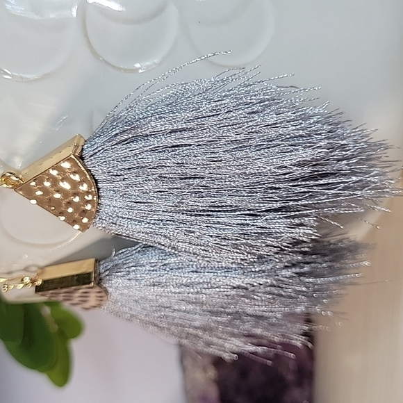 🔥LAST PAIR🔥 Marabou Style Tassel Drop Earrings - Picture 3 of 8